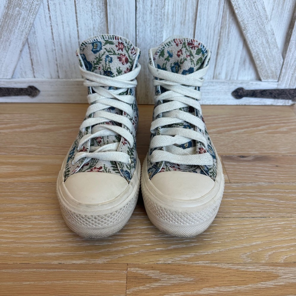 Converse Chuck Taylor Hi Top Floral Tapestry Cottagecore Whimsical Grannycore 6